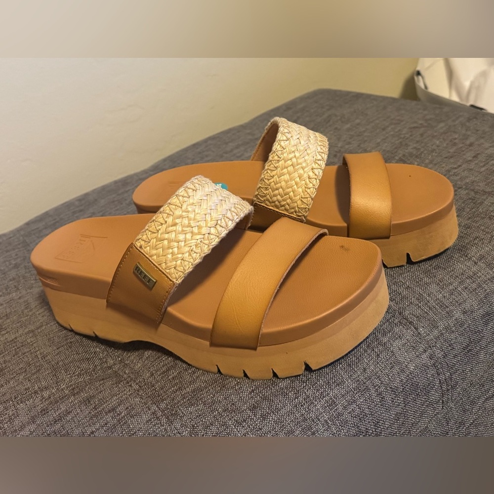 REEF platform slides sandals